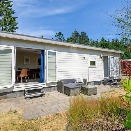 Chalet Rustig Gelegen Gezellig Op De Veluwe